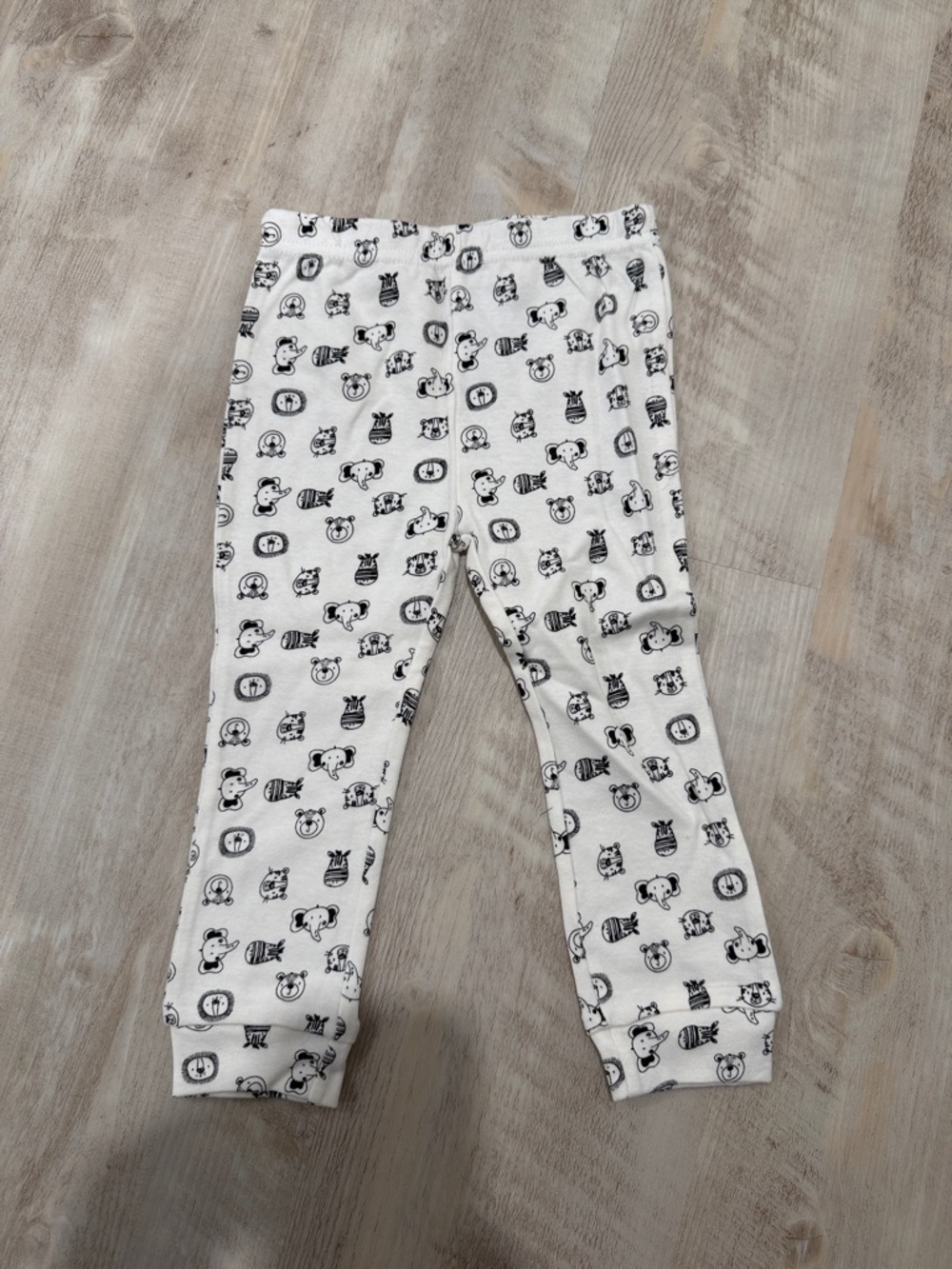 Girls' White Animal-Print Leggings